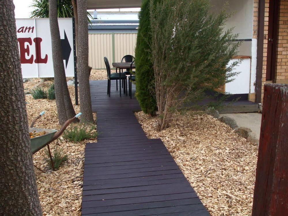Snowdream Motel Berridale Bagian luar foto